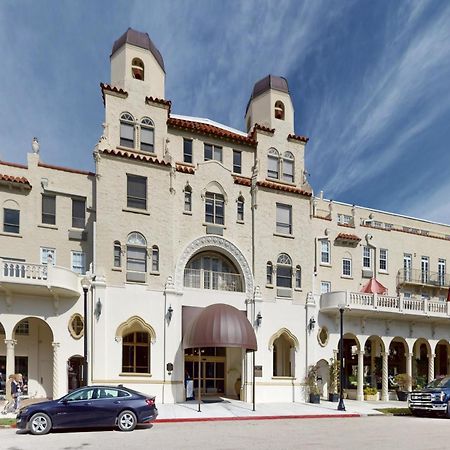 Palm Beach Hotel & Sunrise Cottage Exterior foto